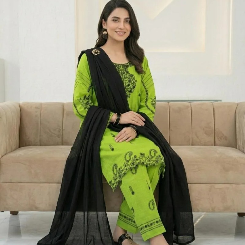 Green Embroidered 3-Piece Cotton Lawn Suit for Women - thumbnail 3