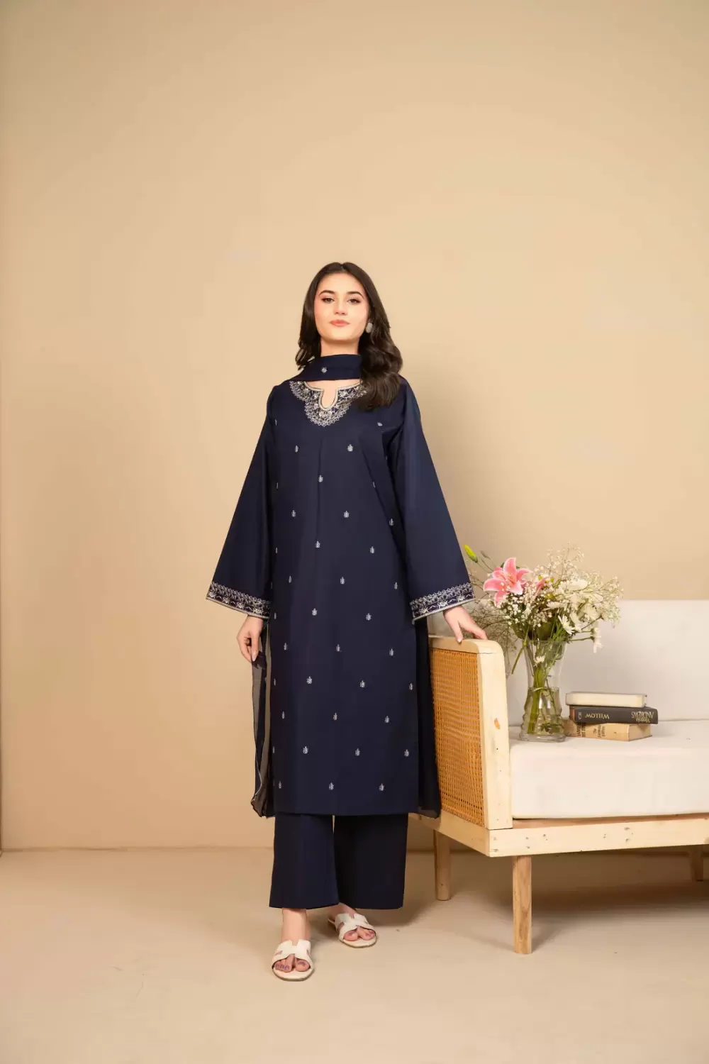 Nura 3-Piece Embroidered Navy Blue