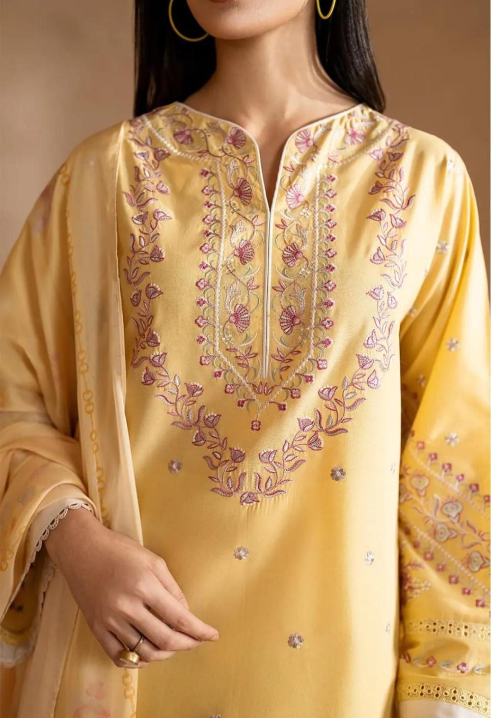Lemon Blossom 3-Piece Embroidered Lawn Suit with Printed Farshi Shalwar - thumbnail 3
