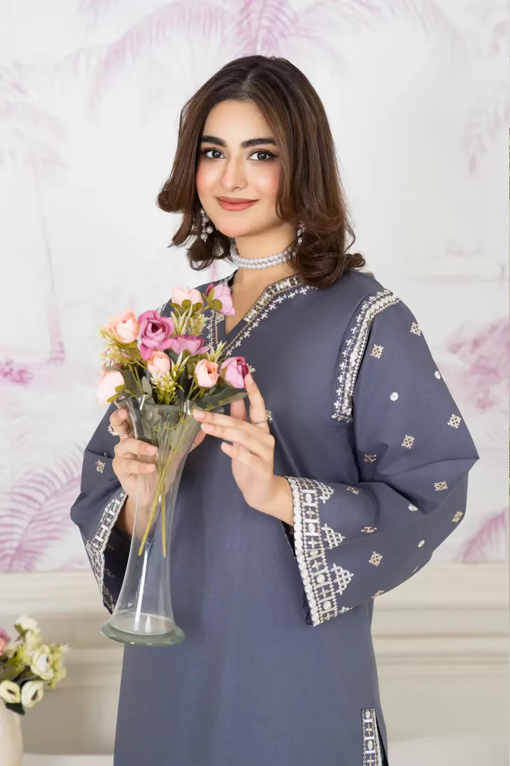 Aseel 3-Piece Embroidered Lawn Suit Dupatta - thumbnail 4