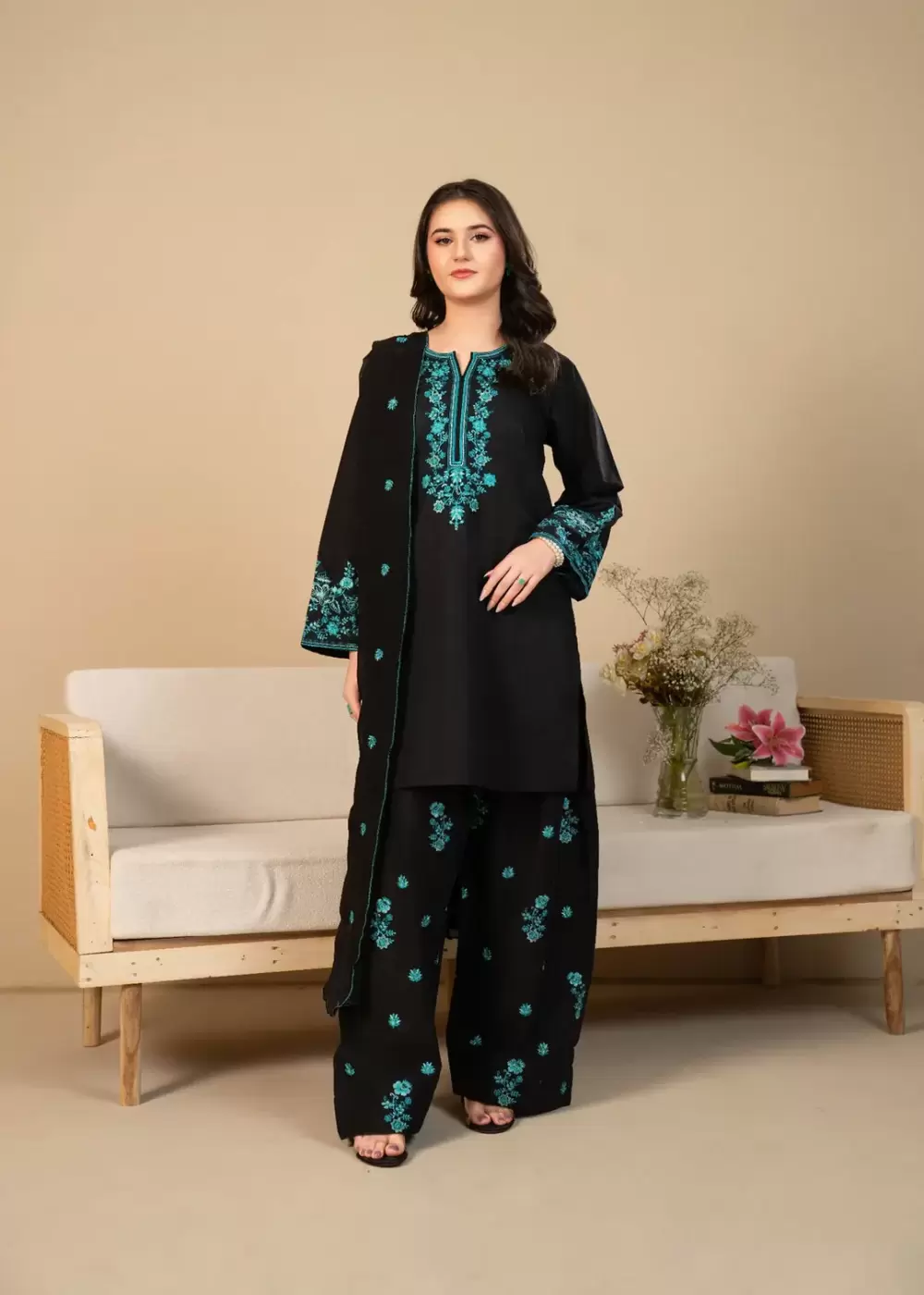 Pareesa 3-Piece Embroidered Black Royal Lawn Suit - thumbnail 2