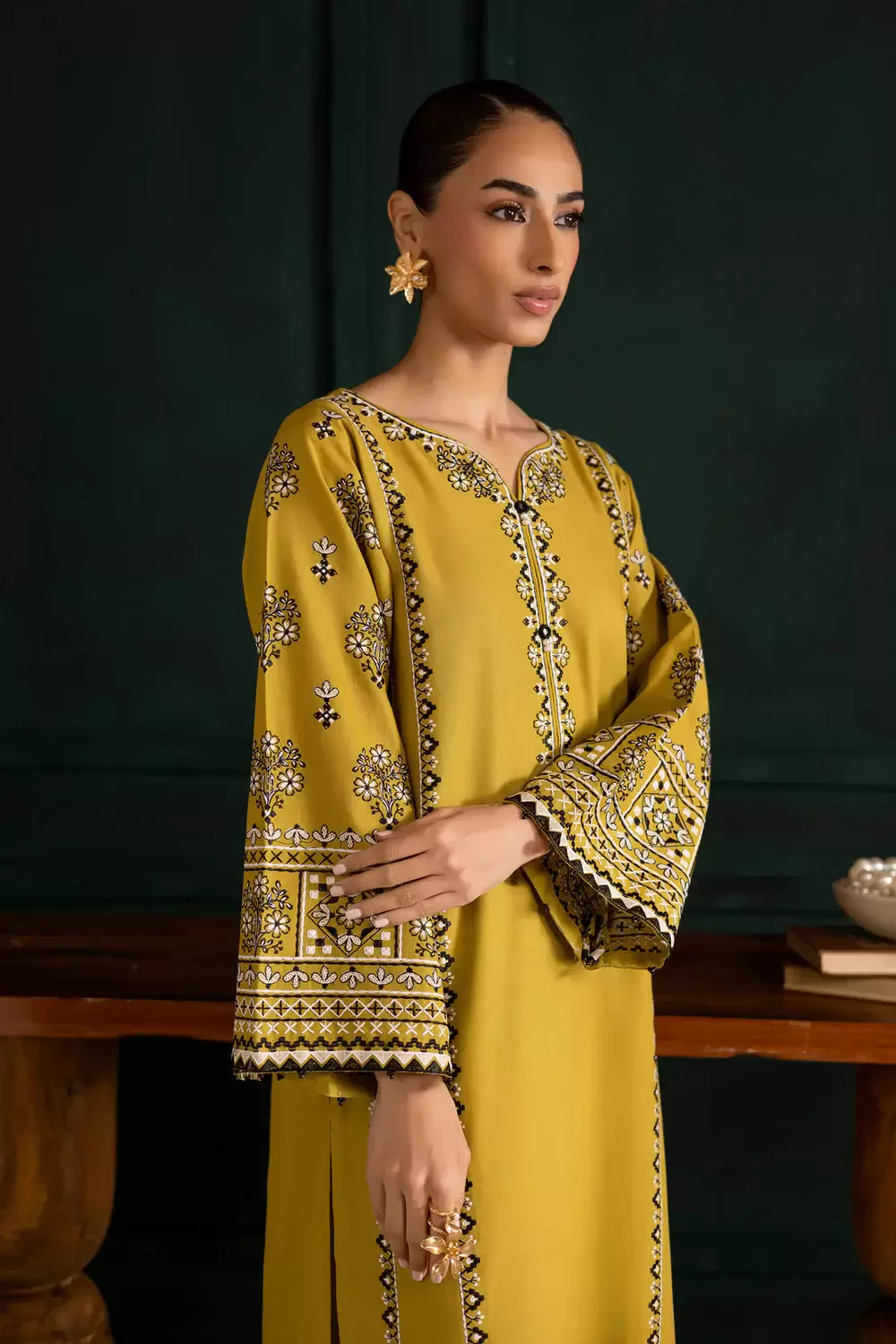 Kantha 2-Piece Embroidered Pima Lawn Suit - thumbnail 5