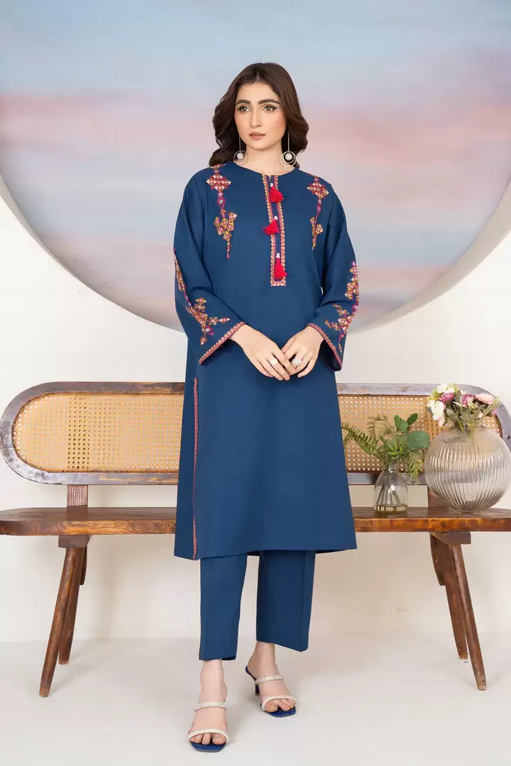 Nigaah 2-Piece Embroidered Navy Blue Lawn Suit - thumbnail 6