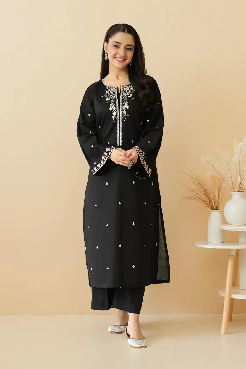 Shadow 2-Piece Embroidered Black Premium Lawn - thumbnail 3