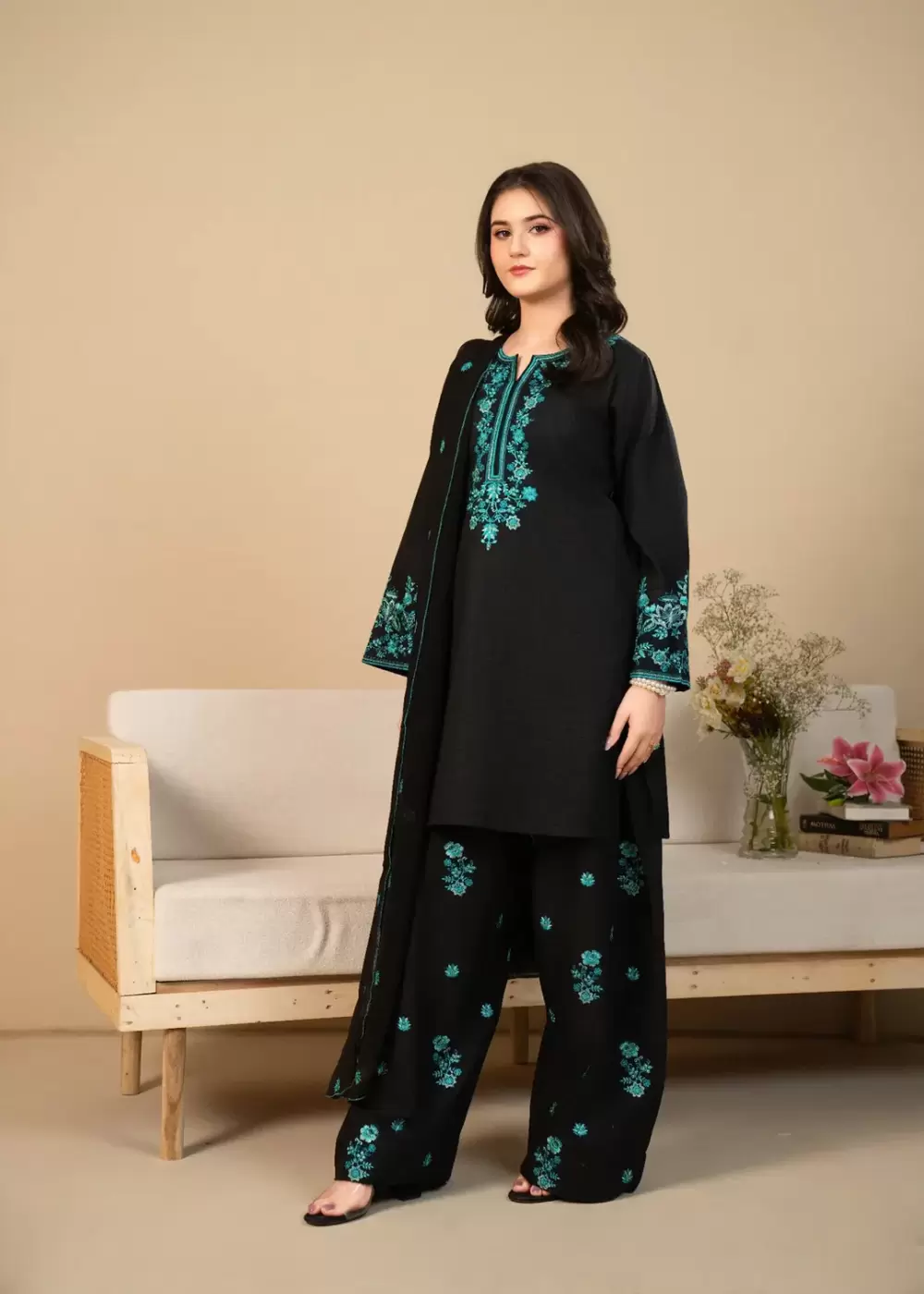 Pareesa 3-Piece Embroidered Black Royal Lawn Suit - thumbnail 3