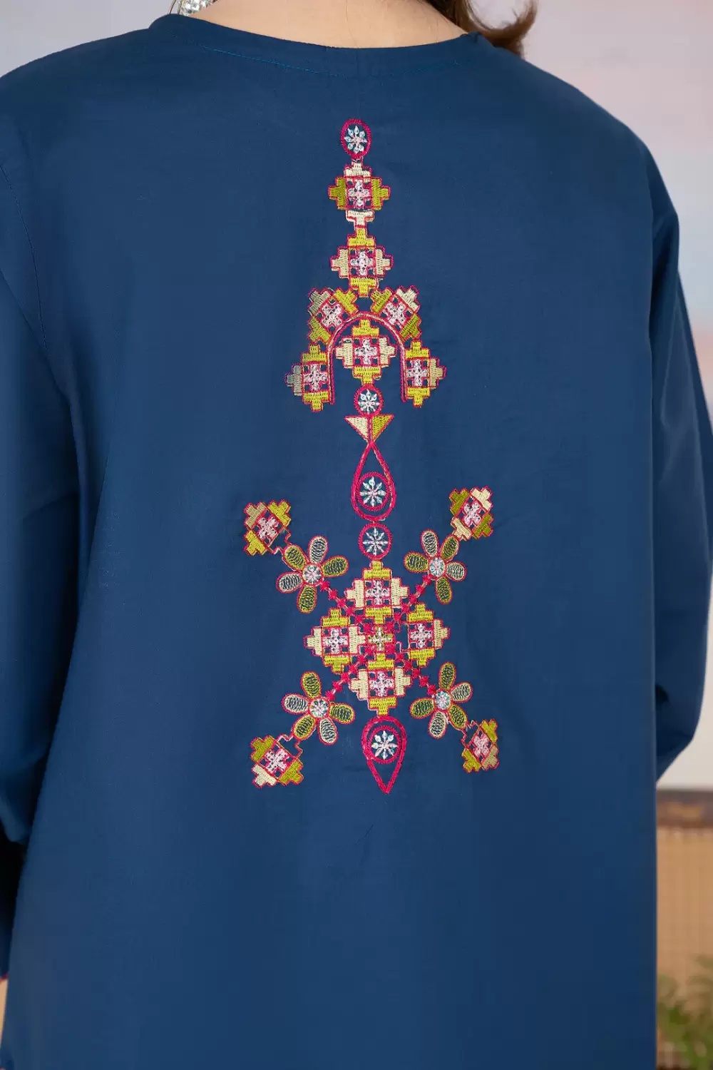 Nigaah 2-Piece Embroidered Navy Blue Lawn Suit
