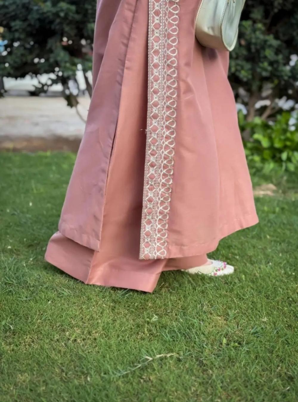 Mehar 2 Piece - thumbnail 2