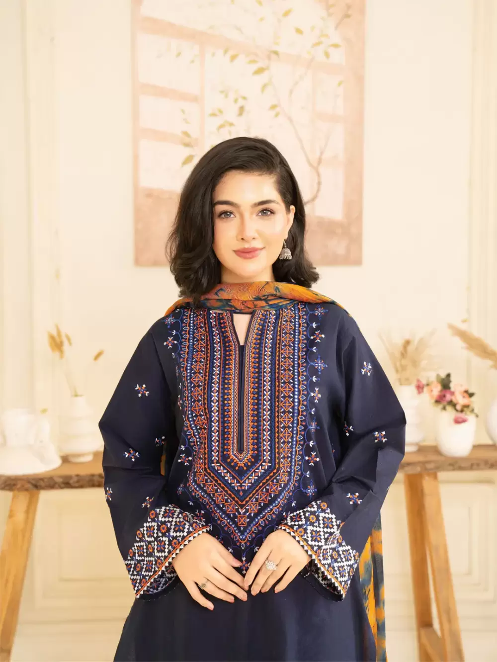 Neel 3-Piece Embroidered Navy Blue Lawn Suit - thumbnail 6