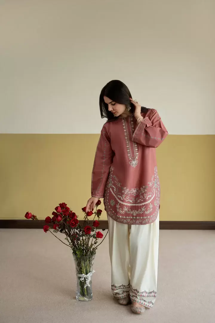 Falak Embroidered 2-Piece Rose & Off-White Lawn Set - thumbnail 6