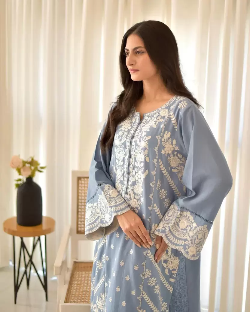 Aasman 3-Piece Embroidered Sky Blue Lawn sttuf - thumbnail 3
